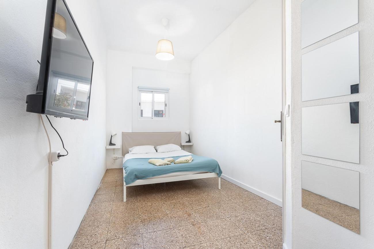 Blife Marya Private Rooms - Airport Stay Faro Room photo
