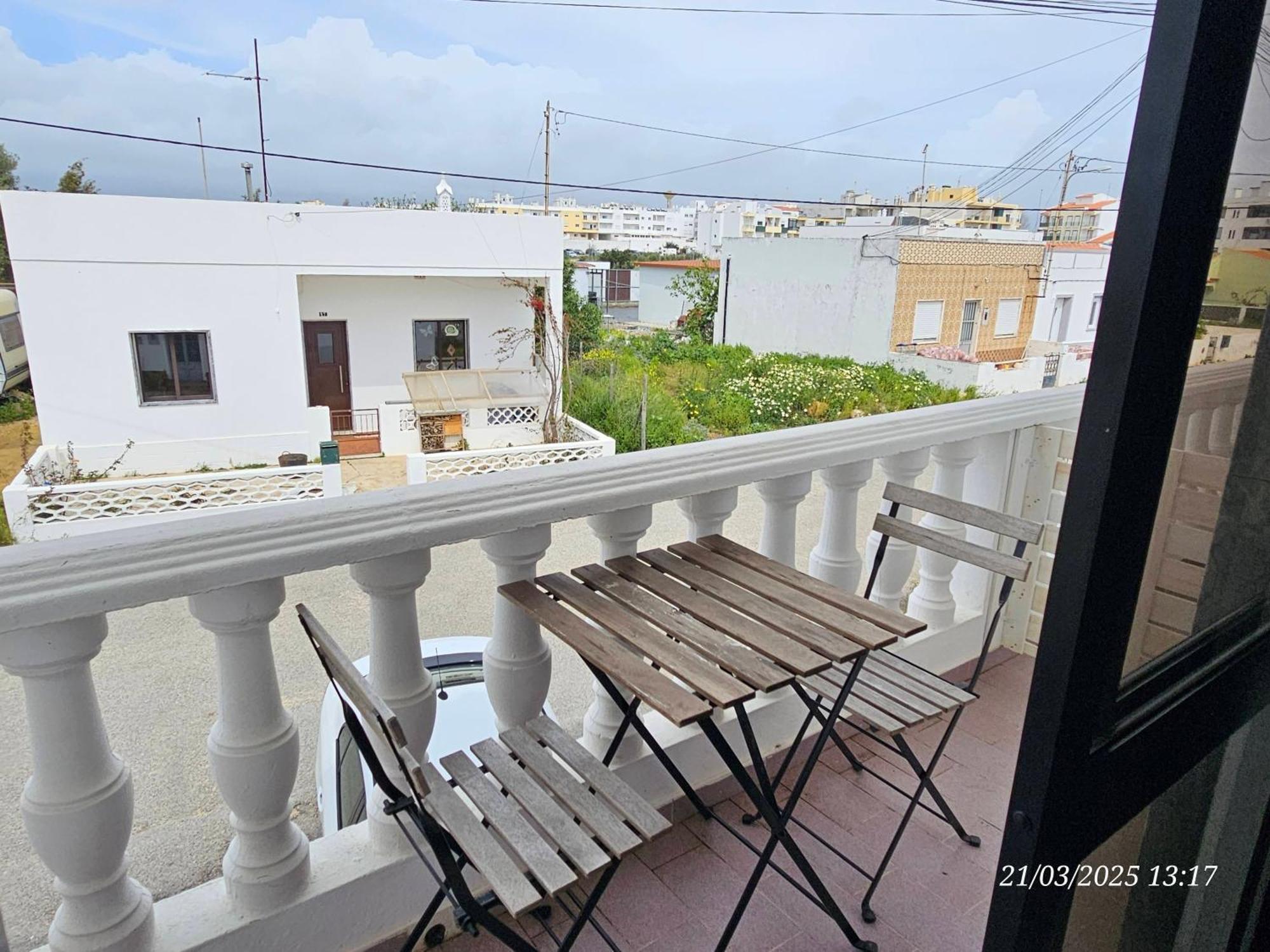 Blife Marya Private Rooms - Airport Stay Faro Room photo